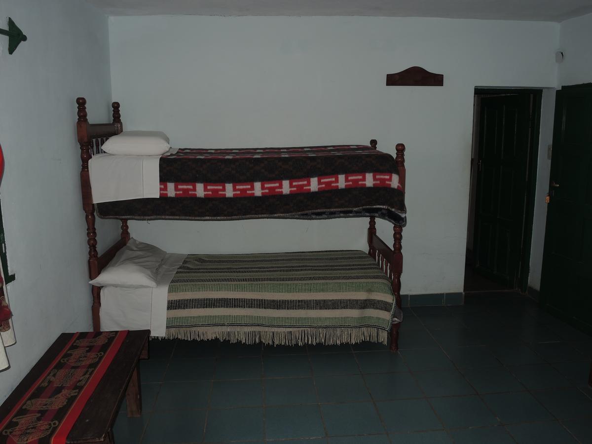 Hostal Milmahuasi Iruya Esterno foto